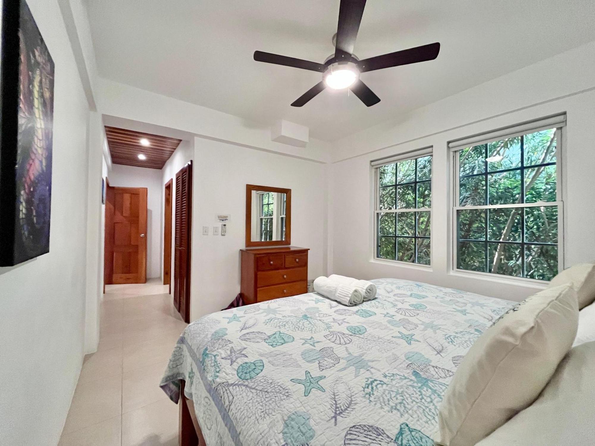 Velento Beach Level #9 Caye Caulker Eksteriør billede